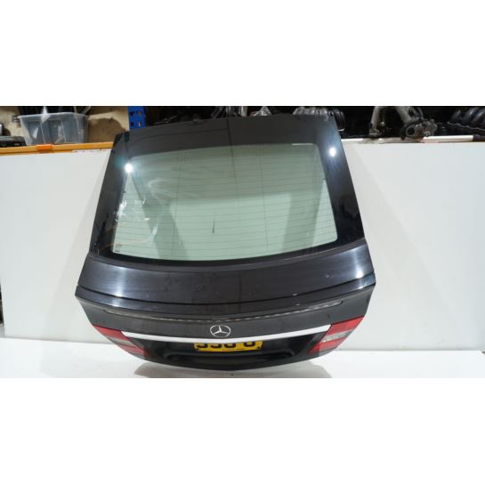 Klapa bagażnika kompletna Mercedes-Benz CLC 203