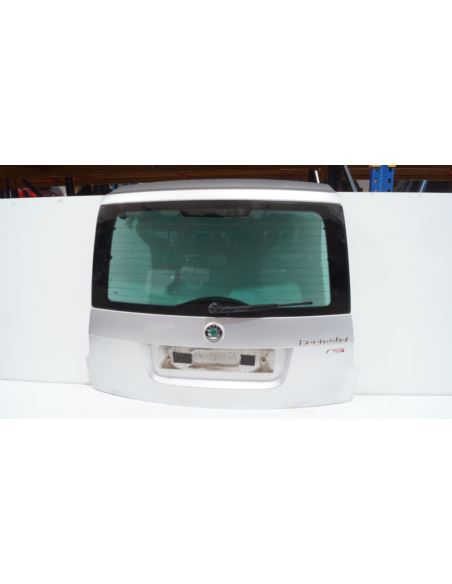 Klapa bagażnika Skoda ROOMSER 06-15