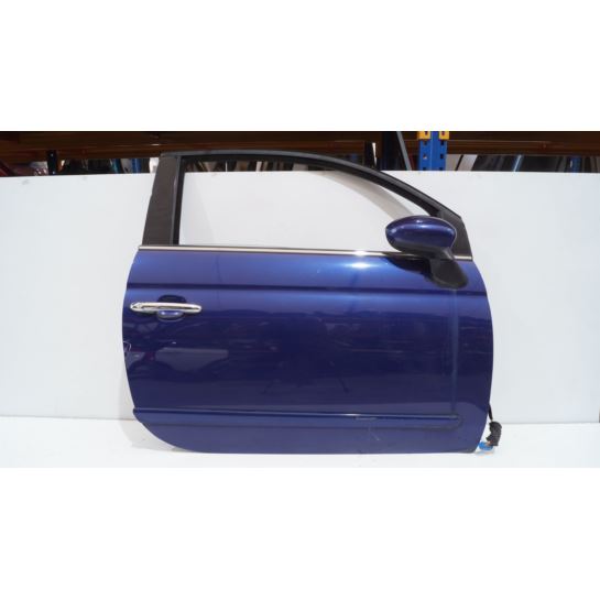 Drzwi prawe szyba klamka Fiat 500 3D lakier 599A
