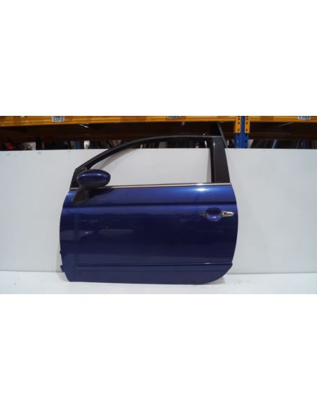 Drzwi lewe szyba klamka Fiat 500 3D lakier 599A