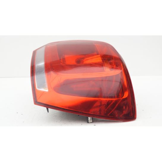 Lampa tylna prawa Volkswagen POLO V 6R0945096