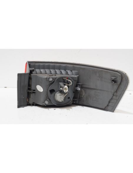 Lampa tylna lewa Toyota AVENSIS III T27