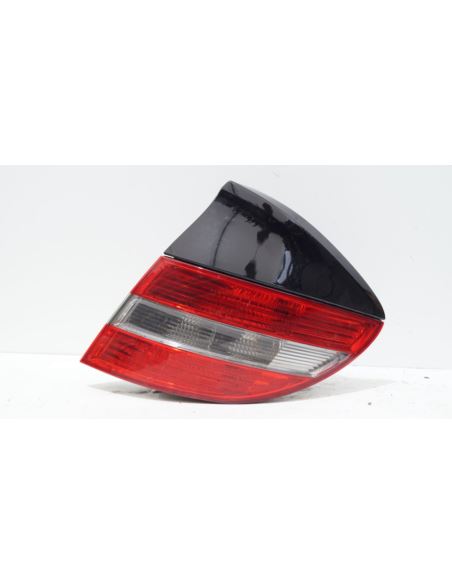 Lampa prawy tył Mercedes CLC CL203 lakier C755