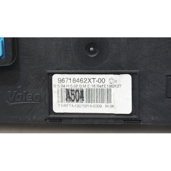 Panel sterowania klimatyzacji Peugeot 96718462XT
