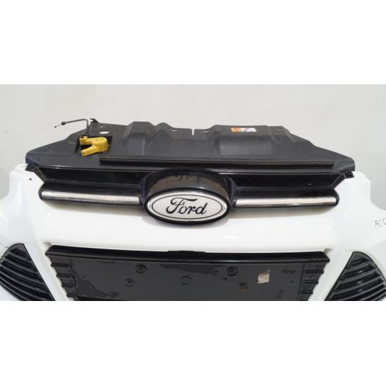 Zderzak przedni Ford Focus MK3