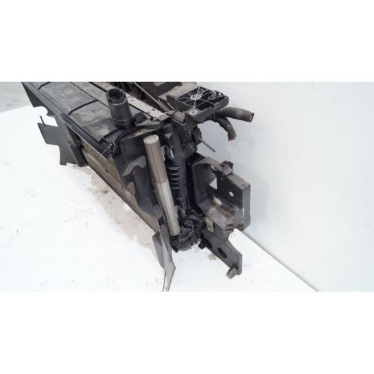 Pas przedni kompletny Renault SCENIC 752100007R