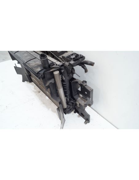 Pas przedni kompletny Renault SCENIC 752100007R