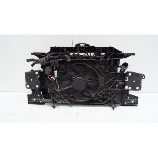 Pas przedni z chłodnicami Renault 752100004R