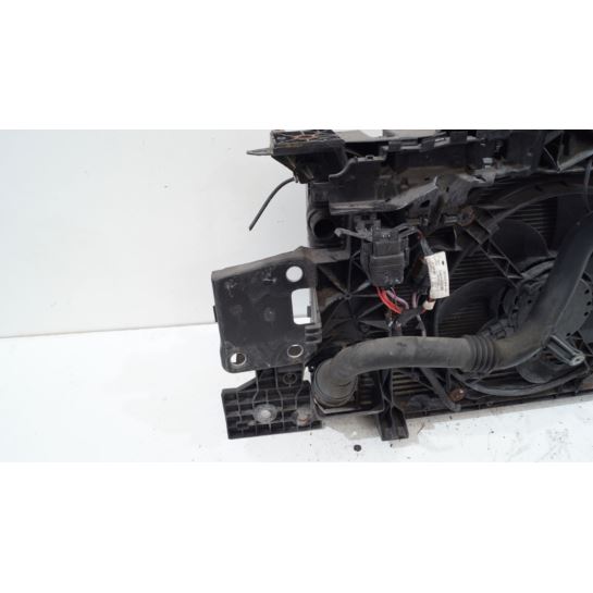 Pas przedni z chłodnicami Renault 752100004R