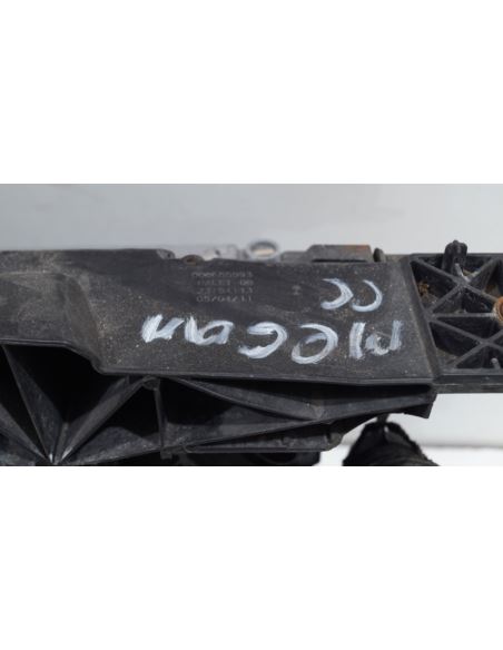Pas przedni z chłodnicami Renault 752100004R