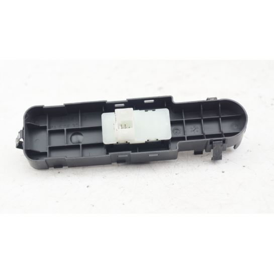 Przełącznik szyb prawy przód Peugeot 508 98026388Z