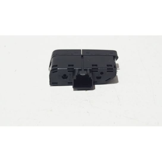 Przyciski podgrzewania szyb Ford FOCUS MK3