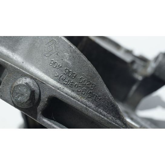 Wspornik pompy wtryskowej Renault 1.9 DCI