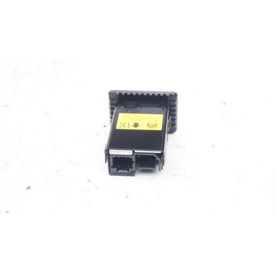 Gniazdo USB AUX Nissan MICRA K14 284H35FA0A