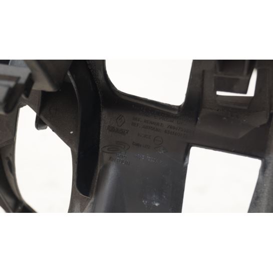 Ślizg zderzaka lewy tył Renault CAPTUR I 769479988
