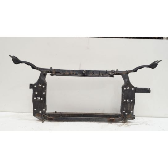 Pas przedni wzmocnienie Nissan QASHQAI J10