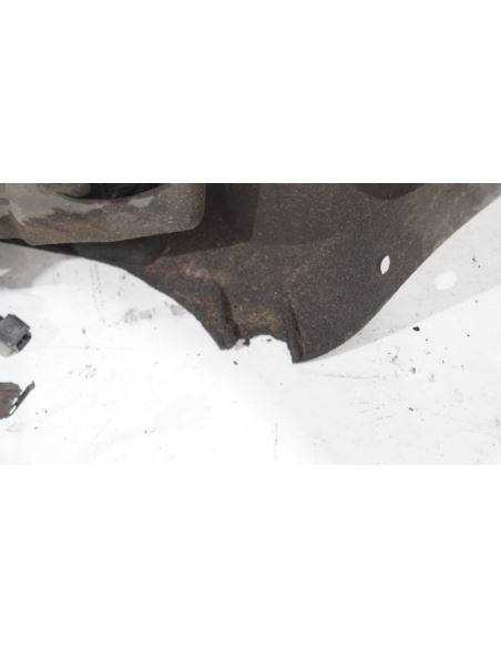 Pas przedni wzmocnienie chłodnice VW PASSAT B5