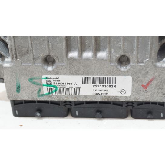 Komputer silnika ECU Nissan JUKE F15 1.5d 23710108
