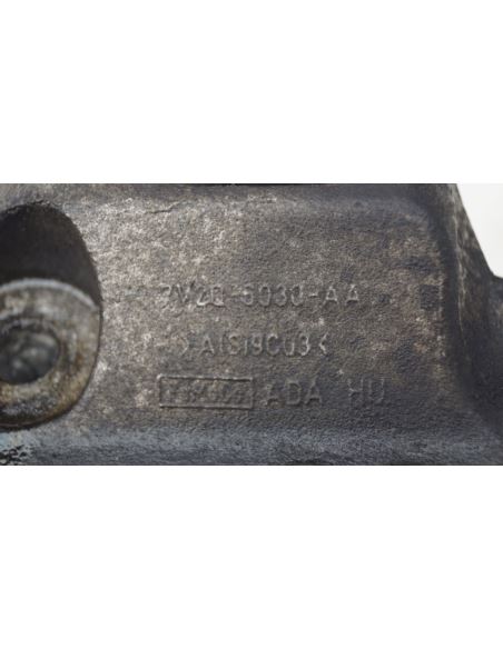 Wspornik silnika Ford Fiesta MK7 7V2Q-6030-AA