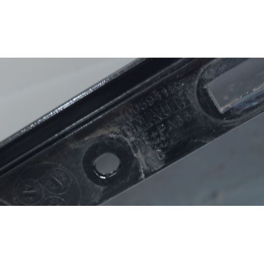 Błotnik prawy przód Renault CLIO IV 631005941R
