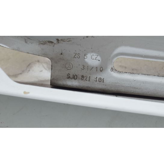 Błotnik lewy przód Skoda FABIA II 5J0821161
