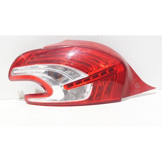 Lampa tylna lewa Peugeot 208 9672628280-02