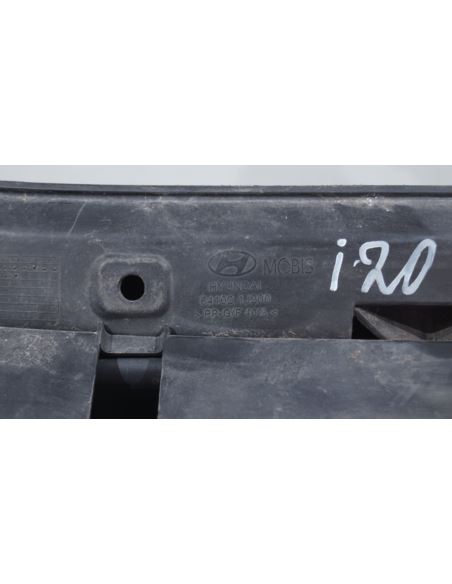 Pas przedni chłodnice HYUNDAI i20 64102-1J200