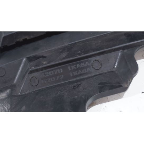 Grill atrapa zdezaka przó Nissan JUKE F15
