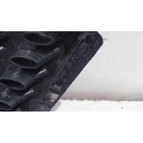 Atrapa prawa zderzaka kratka Nissan JUKE F15