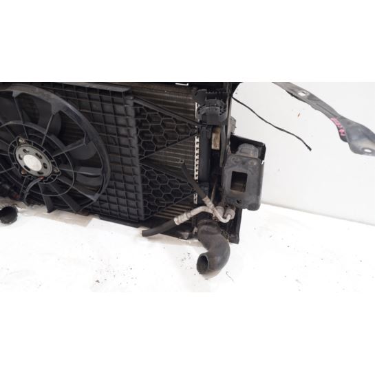 Pas przedni chłodnica wentylator Skoda FABIA II