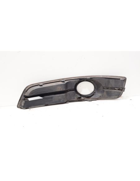 Prawa atrapa kratka zderzaka Audi A3 8P 8P0807682