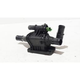 Obudowa termostat Ford FIESTA MK7 1.4 TDCI 2