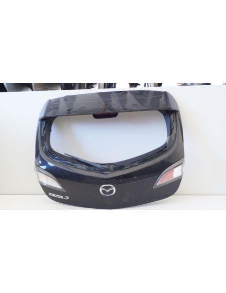 Klapa bagażnika z lampami Mazda 3 BL