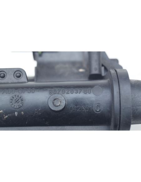Obudowa termostat Ford Peugeot Volvo 1,6 D2 HDI