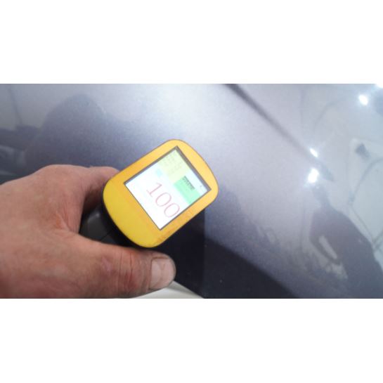 Błotnik przedni prawy Hyundai i20 08-12 lakier 2e