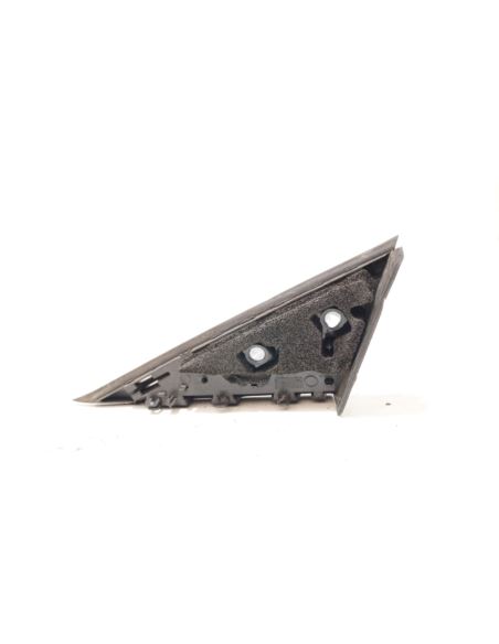 Trójkąt błotnika prawy Peugeot 3008 96842432XY
