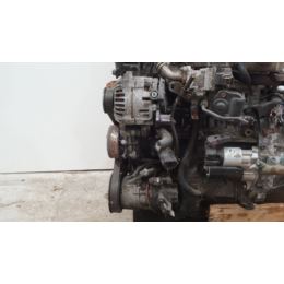 Silnik kompletny skrzynia Toyota YARIS II1.4 D4D 2
