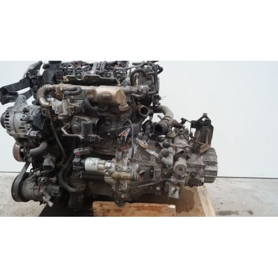 Silnik kompletny skrzynia Toyota YARIS II1.4 D4D