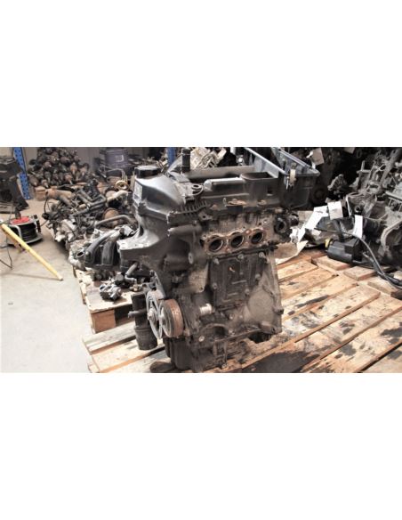 Silnik bez osprzętu słupek 1.0 12V Toyota YARIS