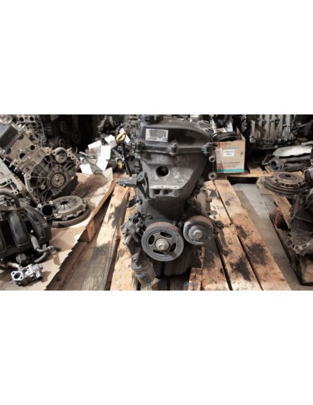 Silnik bez osprzętu słupek 1.0 12V Toyota YARIS