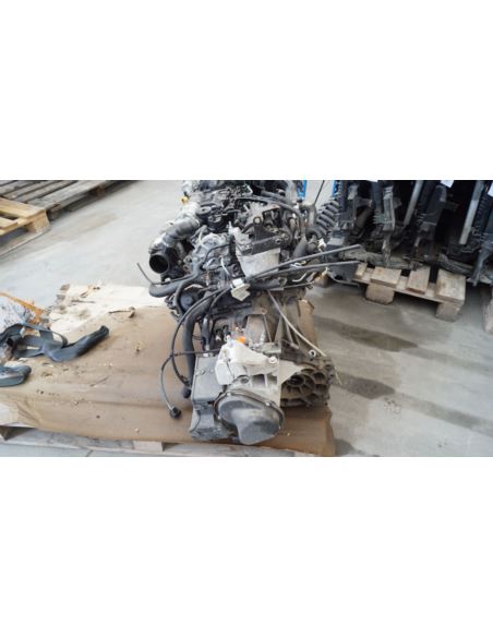 Silnik z osprzętem Ford Peugeot Citroen 1.6 HDI