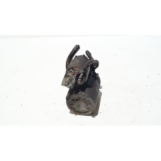 Rozrusznik Renault Dacia 1.6 16V 8200266777E