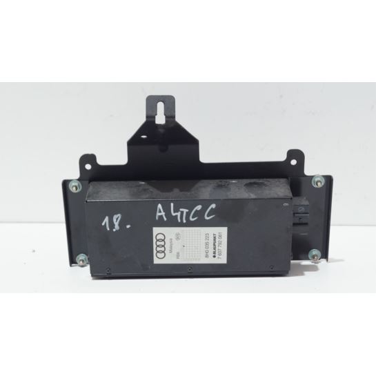 Wzmacniacz radia Audi A4 B6 B7 CABRIO 8H0035223