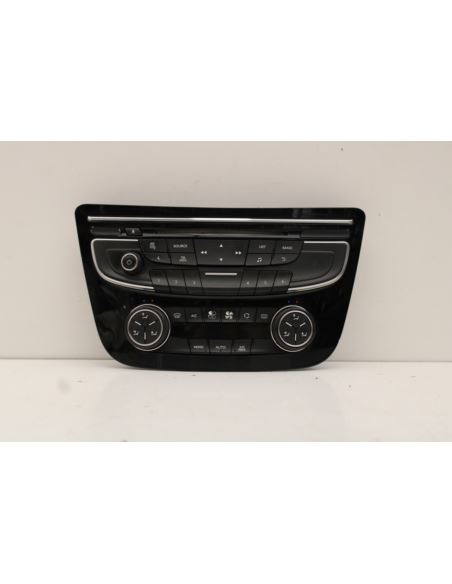Panel radia klimatyzacji Peugeot 508 9678276480