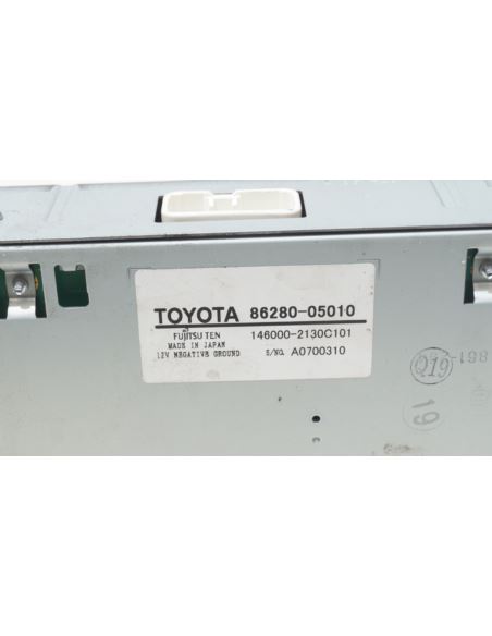 Wzmacniacz audio Toyota AVENSIS T27