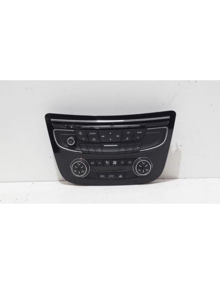 Panel radia klimatyzacji Peugeot 508