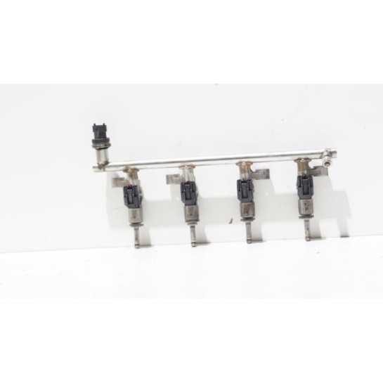 Wtryskiwacze listwa Mazda 2.0B P50113250