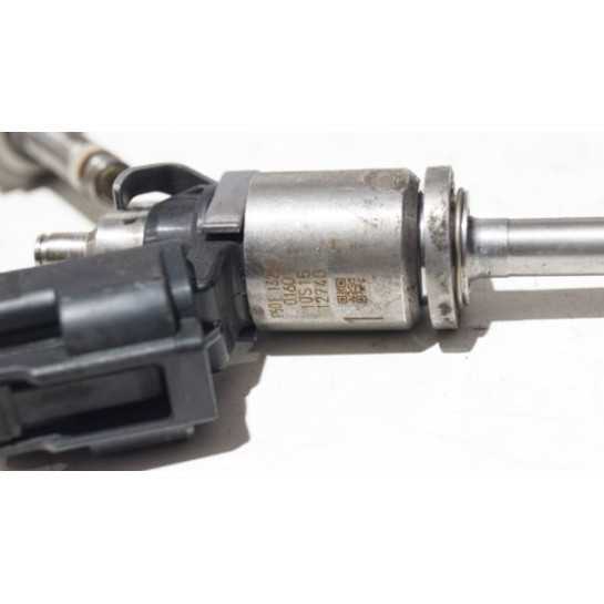 Wtryskiwacze listwa Mazda 2.0B P50113250