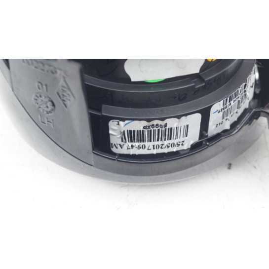 Kratka nawiewu lewa Nissan MICRA K14 687655FA0A
